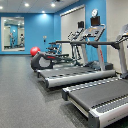 Fairfield Inn & Suites Кларксвилл Экстерьер фото