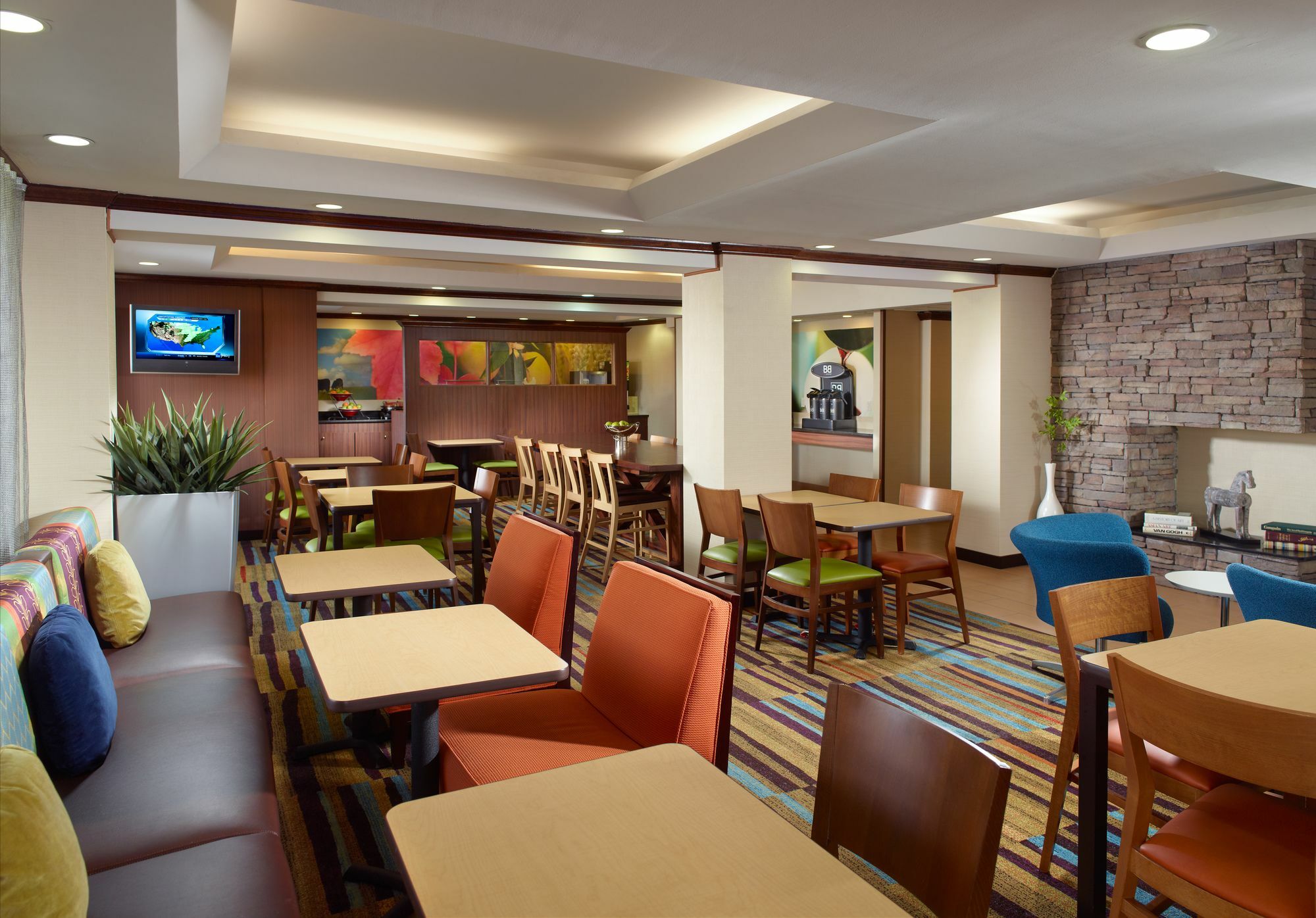 Fairfield Inn & Suites Кларксвилл Экстерьер фото